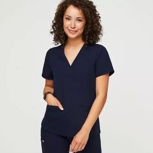 Figs Casma Three-Pocket Scrub Top Navy